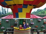 [Click for large photo]